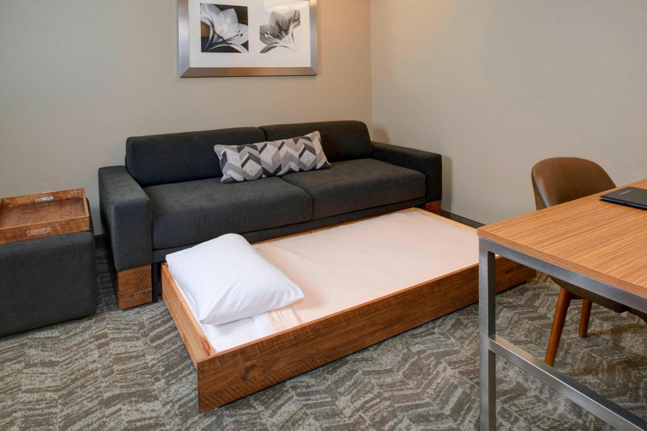 Springhill Suites St. Louis Brentwood Buitenkant foto