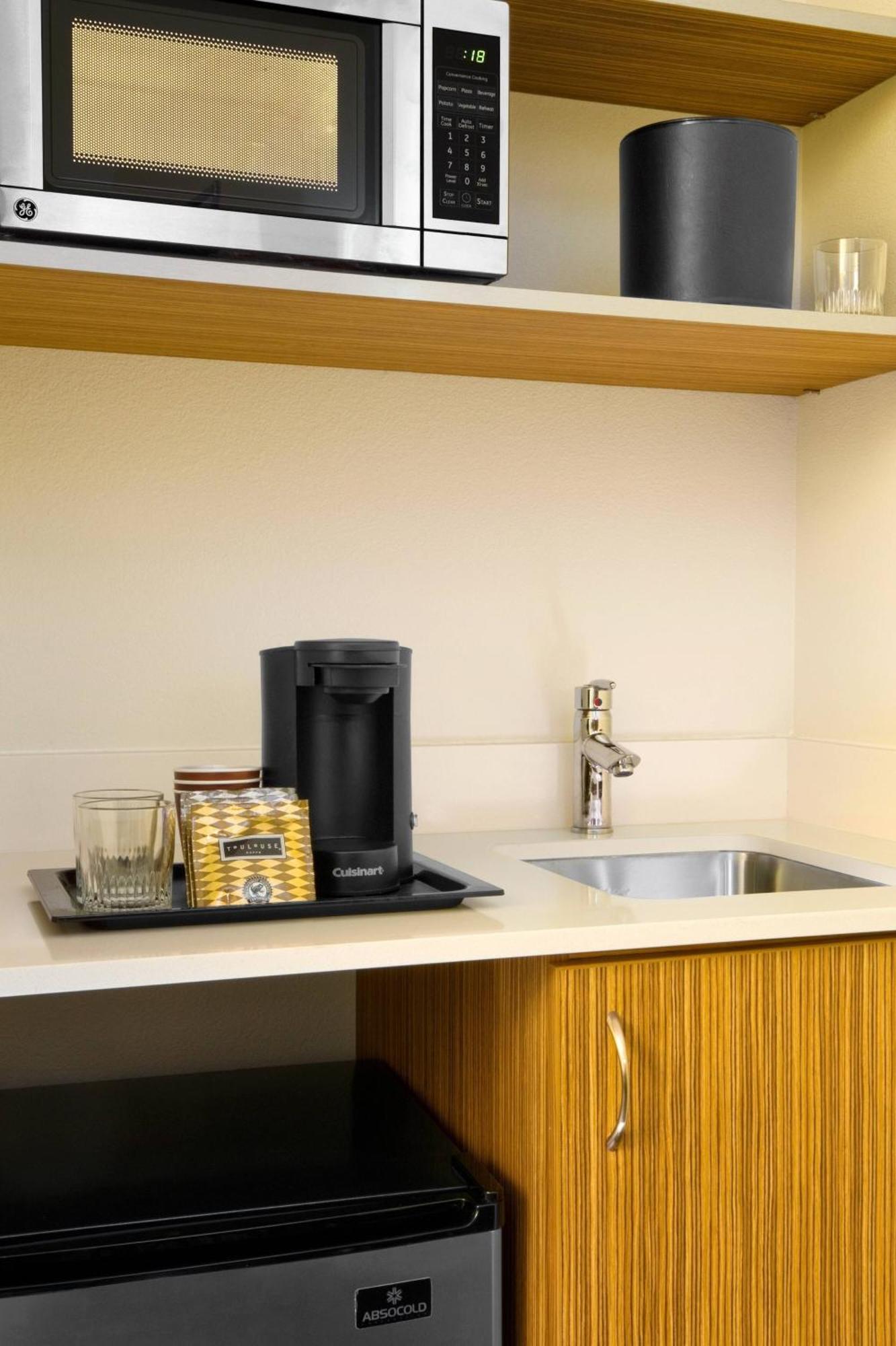 Springhill Suites St. Louis Brentwood Buitenkant foto